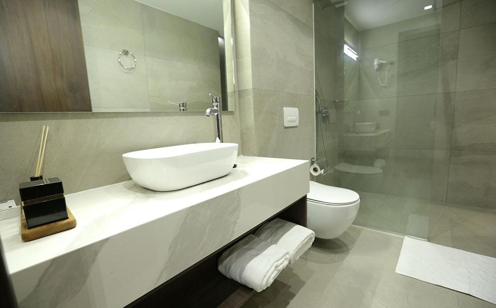 Astoria Luxury & Spa Gjilan Dış mekan fotoğraf